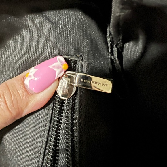 Burberry Bag - Picture 4 of 7